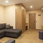 Ema Hotel *