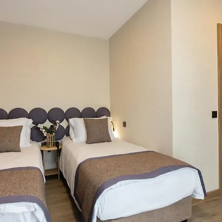 Ema Hotell