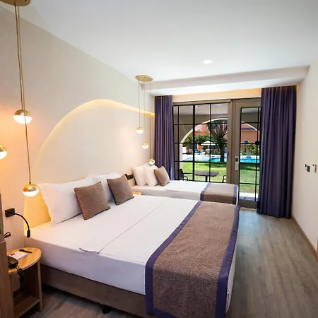 Hotel Ema