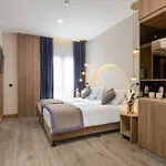 Ema Hotel *