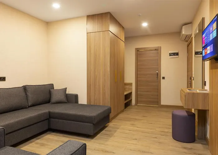 Ema Otel *